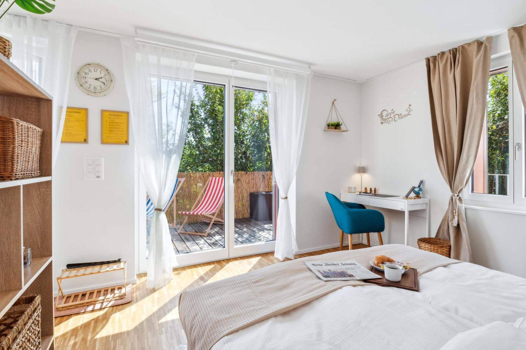 Business I Family Apartment I 1-4 Personen - Aare Blick, Nahe Altstadt I Beamer - 99" Leinwand I Terrassen Lounge Und Parkplatz Brugg  Zewnętrze zdjęcie